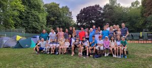 Gruppenaufnahme der Teilnehmer des Tenniscamp 2025 beim TV Mörzheim